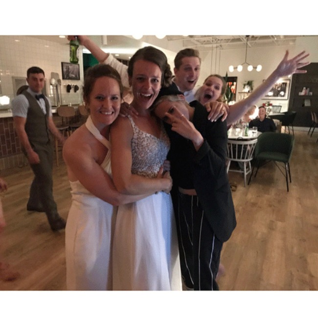 Kristen Stewart, Wedding Crashers